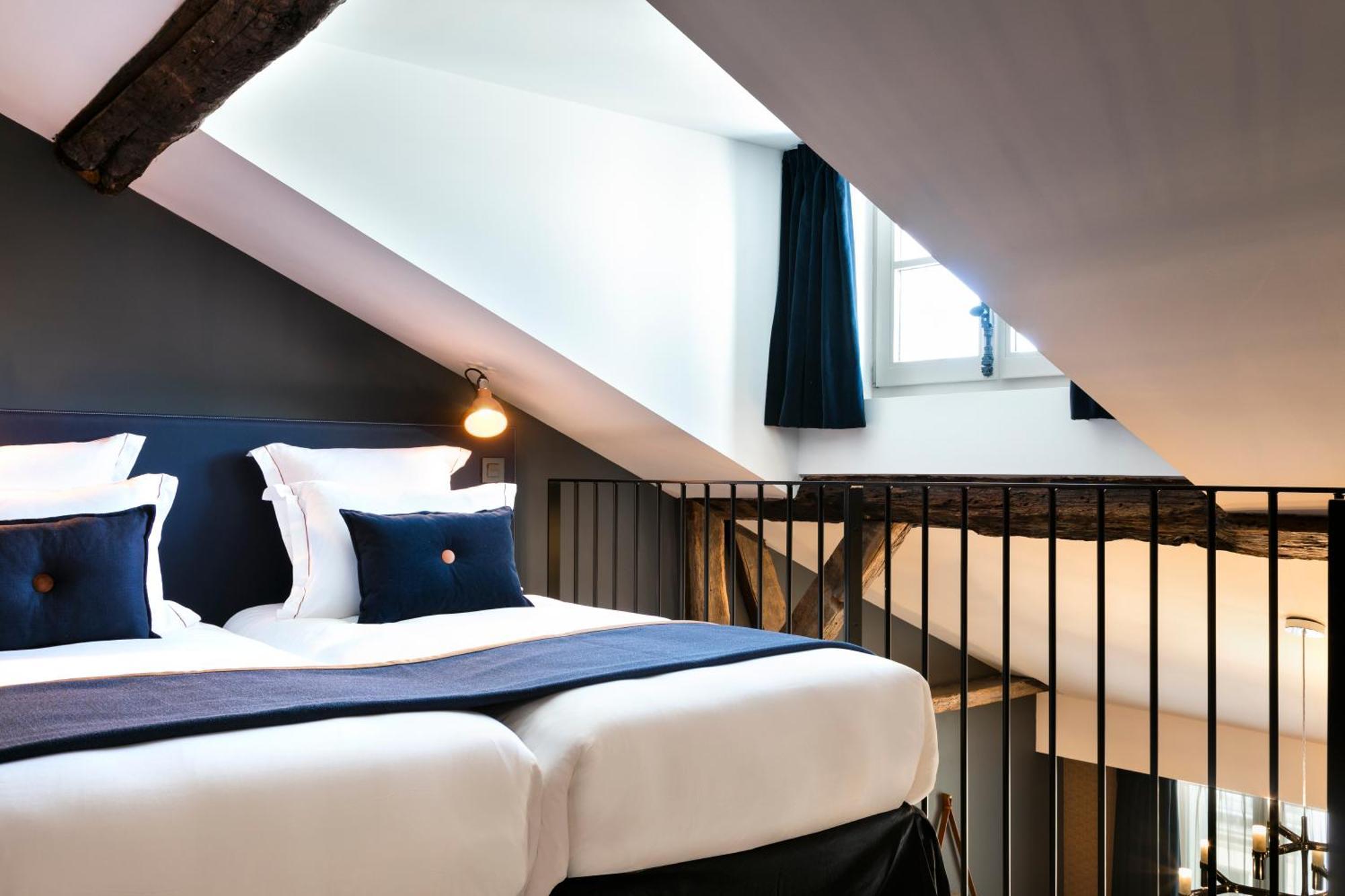Duplex Quadruple Room
