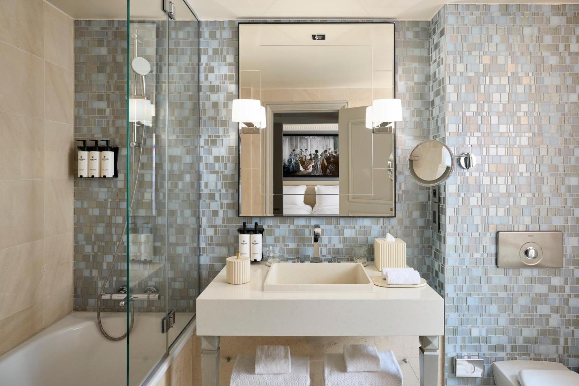 Two-Bedroom King Suite