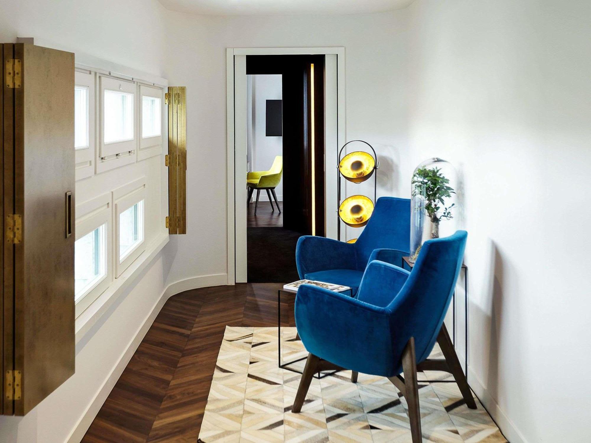 Signature Executive King Suite with Terrace