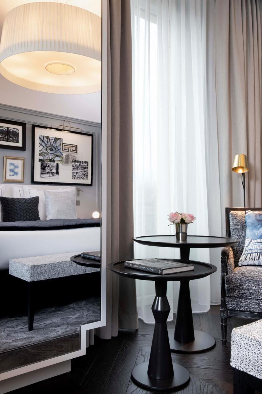 Connecting Rooms