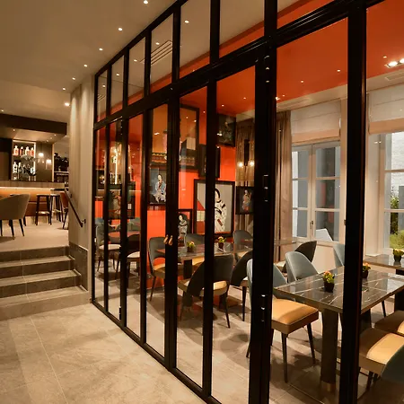 Hotel La Lanterne & Spa By Timhotel-3
