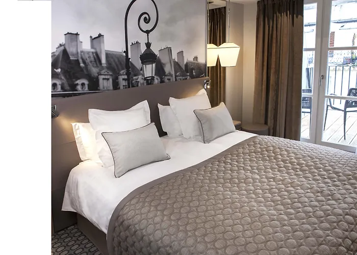 Hotel La Lanterne & Spa By Timhotel