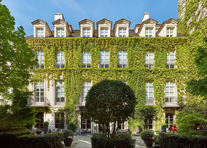 Le Pavillon De La Reine & Spa, Place Des Vosges Paris