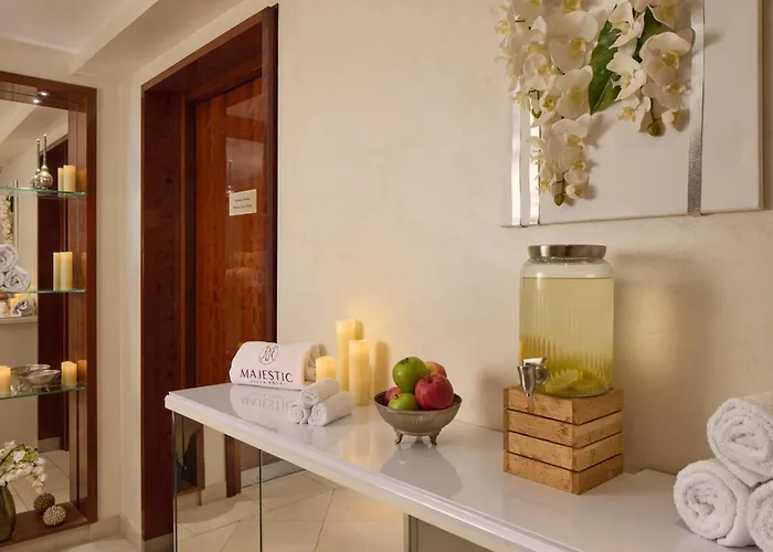 Majestic Apartments Champs Elysees Paris